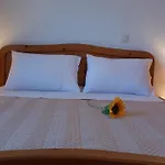 Korali * Symi