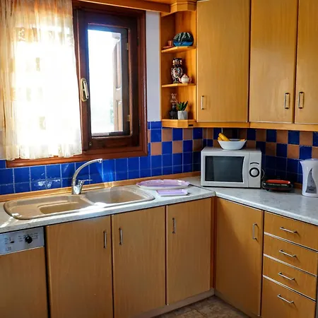 بيت للعطل Korali *